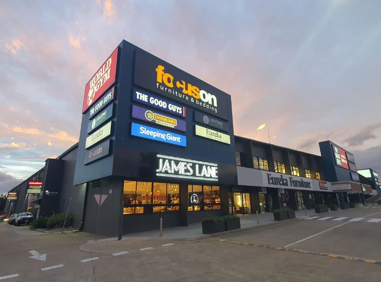 Building Shop Signage in UAE